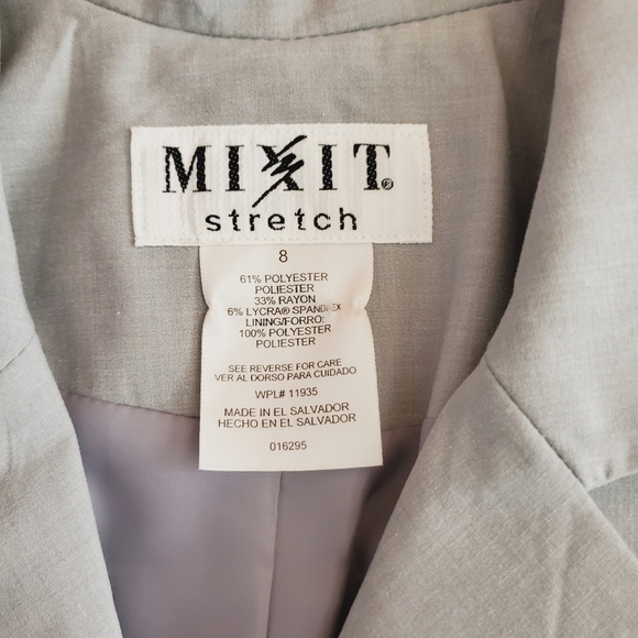 7102 * Mixit Stretch Blazer Gray Size 8 NWT - Picture 3 of 10